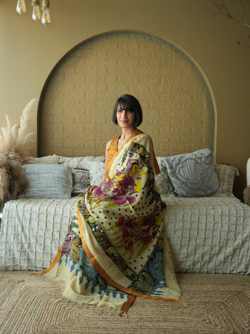 Nritya - Handpainted Pen Kalamkari Dupata