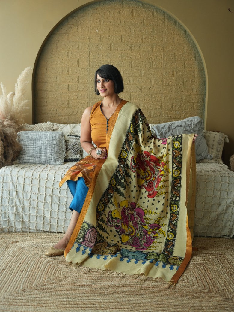 Nritya - Handpainted Pen Kalamkari Dupata