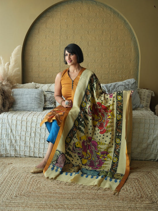 Nritya - Handpainted Pen Kalamkari Dupata