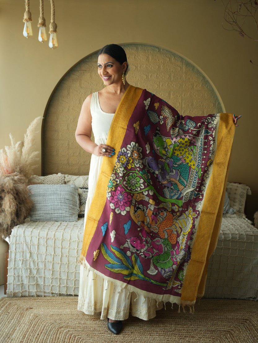 The Dreamy Dance - Handpainted Kalamkari Dupata