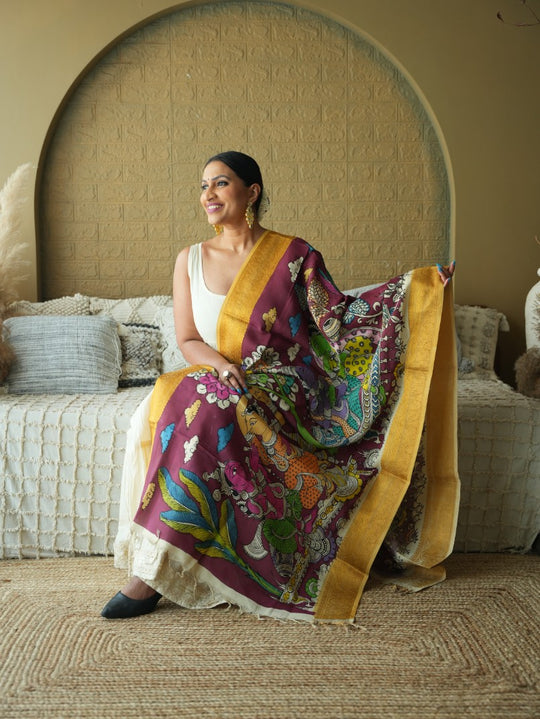 The Dreamy Dance - Handpainted Kalamkari Dupata