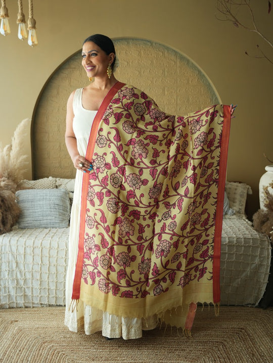 Vatika - Handpainted Kalamkari Dupata