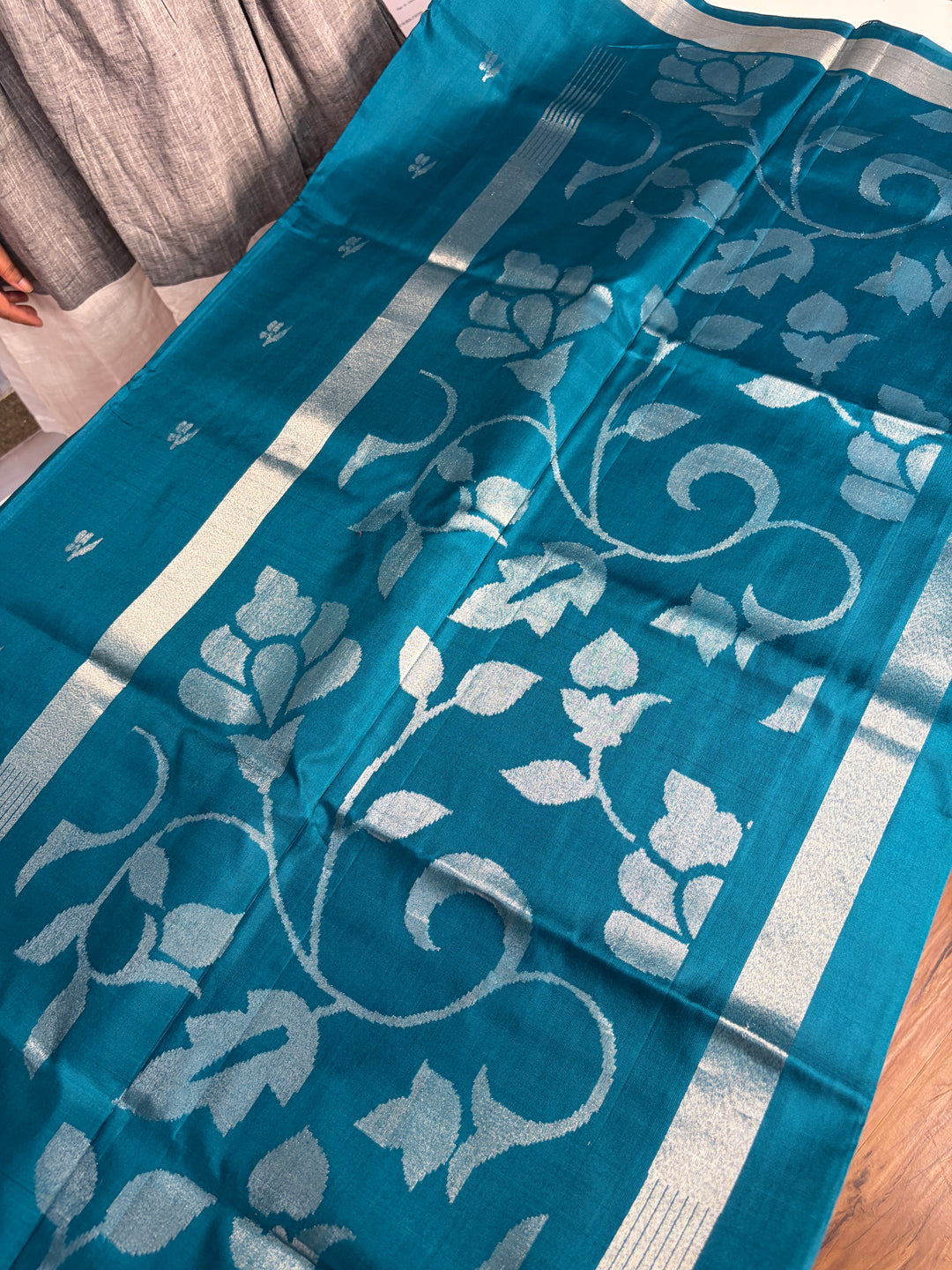 That Teal Beauty- Handloom uppada jamdani Silk Saree