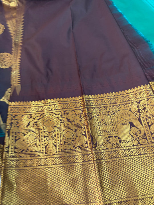One Saree One Story - Teal Colour Gadwal SIlk Saree