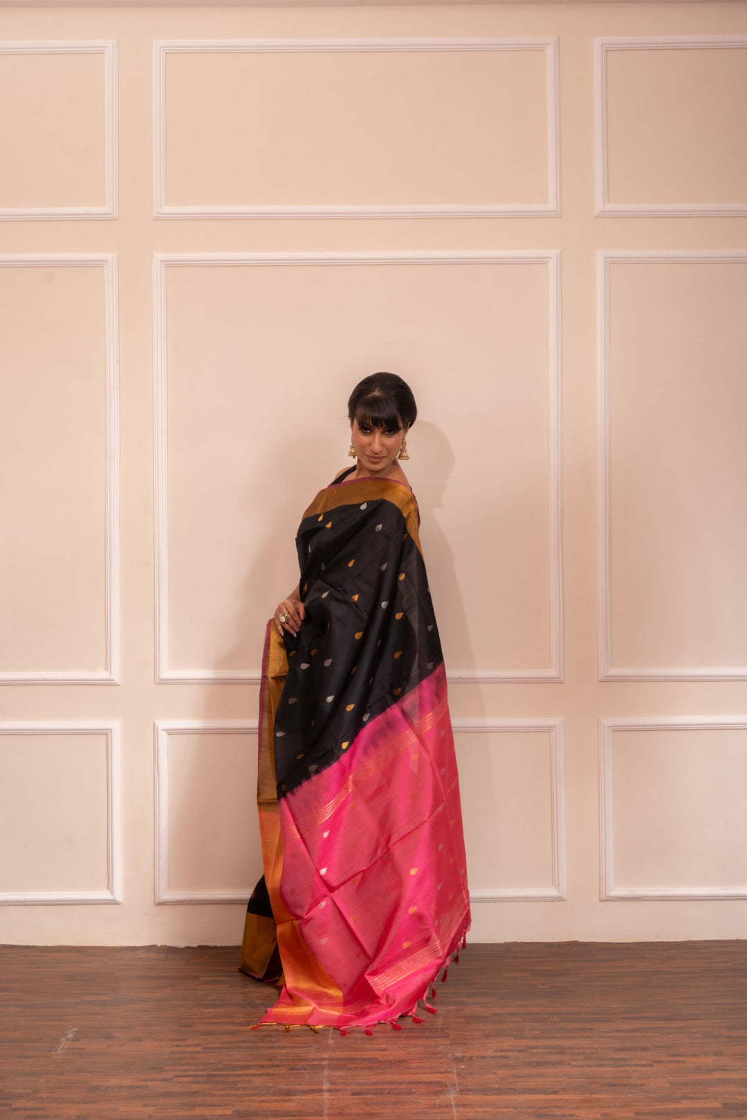 Sunanda - Handwoven Uppada Silk Saree