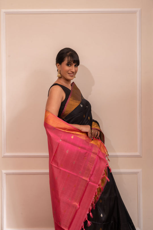 Sunanda - Handwoven Uppada Silk Saree