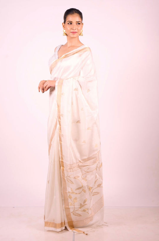 Hans Waala Safed - Handwoven White Jamdani Silk Saree