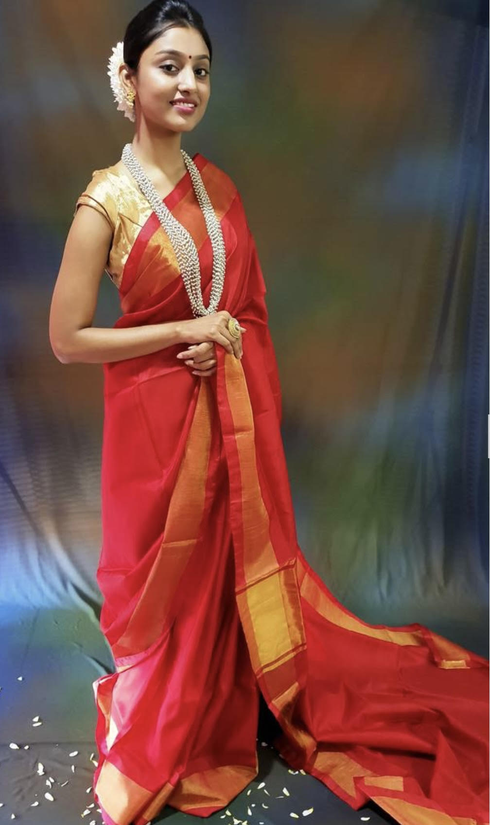 Kumkum- Red Handwoven Uppada Silk Saree