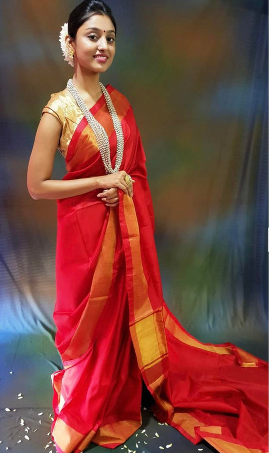 Kumkum- Red Handwoven Uppada Silk Saree