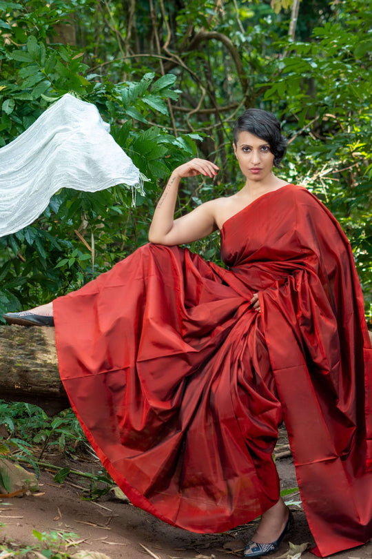 Reya - Maroon/Forest Red Handwoven Uppada Silk Saree