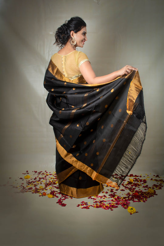 Dhriti - Preorder Black Gold Handwoven Silk Saree