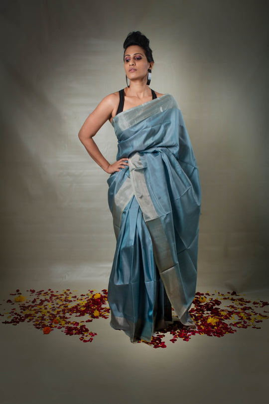 Ridhi - Handwoven Grey Silk Saree