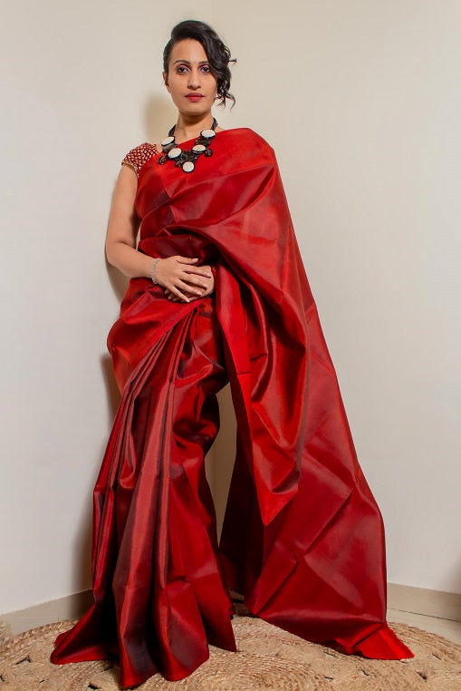 Reya - Maroon/Forest Red Handwoven Uppada Silk Saree